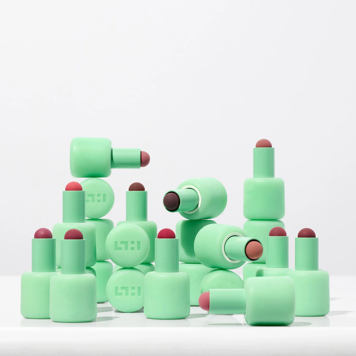 VELVET BLUR Matte Lipstick Balm - Image 99